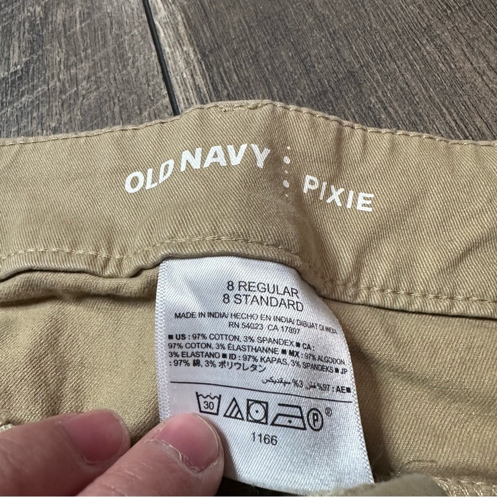 Old Navy Pixie Pants - image 6